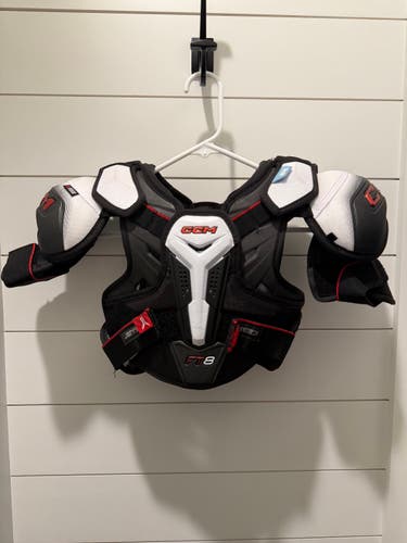 Men's Small Junior CCM JetSpeed FT8 Shoulder Pads (Used)