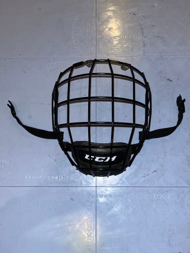 Large CCM FM580 Full Cage (Used)