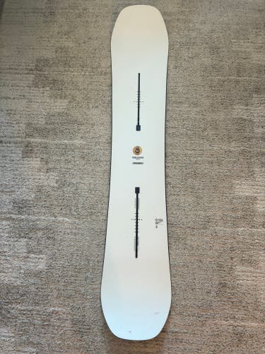 Burton FeelGood Camber 146cm Snowboard | Without Bindings (Used)