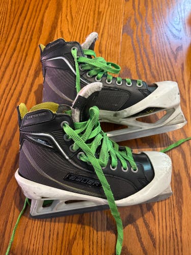Used Bauer Supreme One 80 Size -5.5 D Ice Hockey GoalieSkates