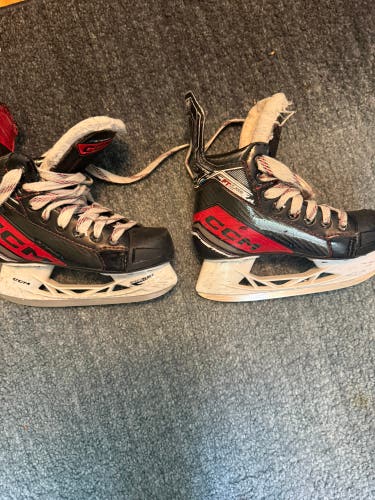 2023 CCM JetSpeed FT6 Pro Hockey Skates 13.5 (Used)