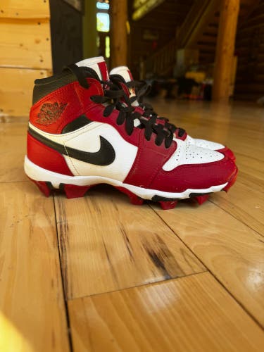 Nike Air Jordan 1 Mid Youth Cleats - Kid's 5Y (Big Kids / Youth) Youth Air Jordan High Top Molded