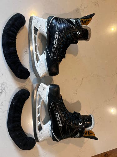 Black 2016 Bauer Supreme S190 Hockey Skates Regular Width Size 6 (Used)