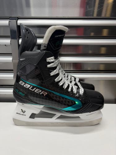 Bauer Supreme Fuse Hockey Skates Size 8 FIT 2 272mm (New) NHL Pro Stock
