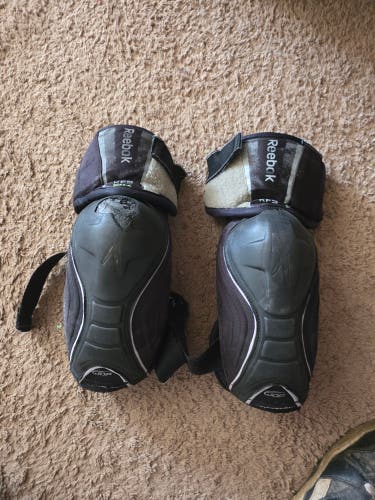 Senior Large Reebok 9K Elbow Pads (Used)