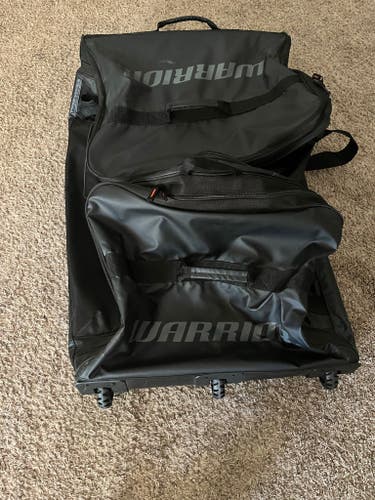 Warrior Goalie Bag (Used) Wheeled