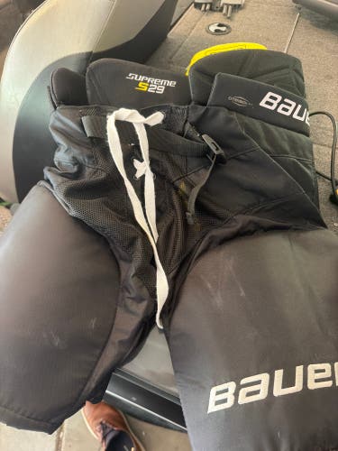 Bauer S29 jr medium hockey pants