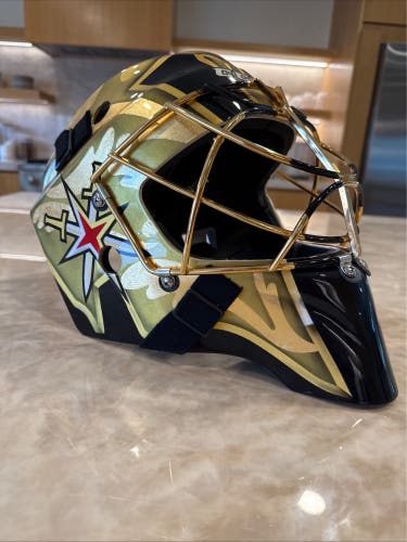 Senior Large CCM Pro Goalie Mask (New)