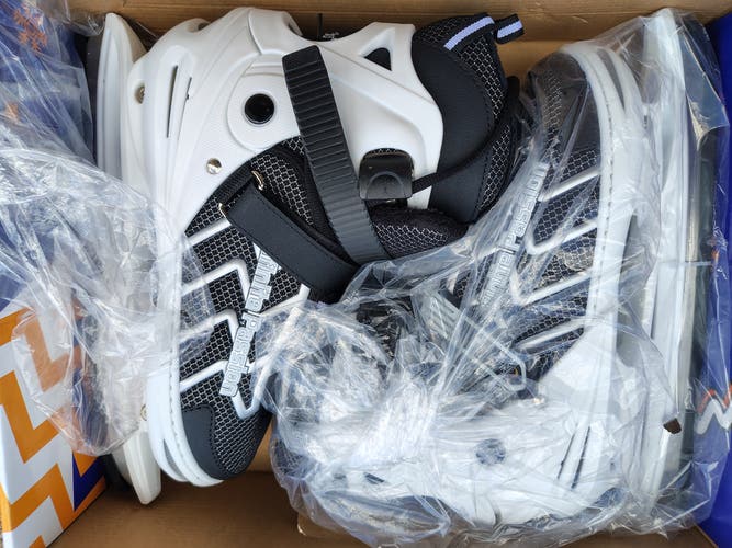 Recreation ice skates