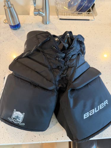 Youth Large/Extra Large Bauer Prodigy Hockey Goalie Pants (Used)