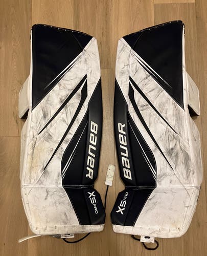 34" Bauer Vapor X5 Pro Goalie Leg Pads (Used)