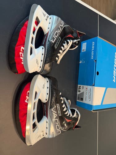 Bauer Vapor XLTX Pro Hockey Skates Regular Width 10 (Used)
