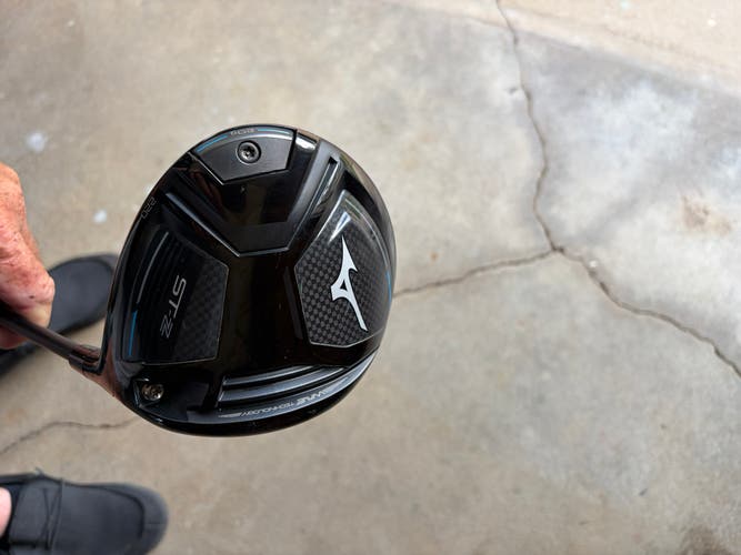 Men's 2022 Mizuno ST-Z 220 Right Handed Driver Stiff Flex 9.5 Loft Graphite Shaft 45" (Used)