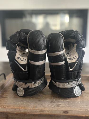 Maverik M4 Goalie Gloves