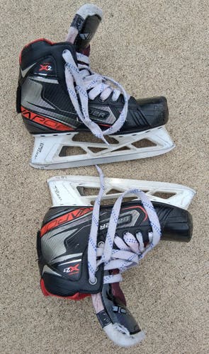 Bauer Vapor X2.7 Hockey Goalie Skates Regular Width Size 5 (Used)