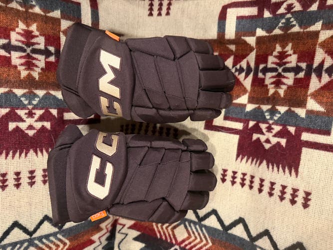 Bruin’s centennial CCM JetSpeed FT1 Gloves 14" Pro Stock (Used)