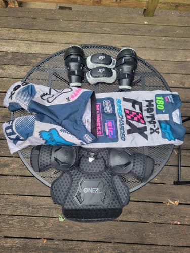 Youth Motocross/Off-Road Riding Gear - Pants, Jersey AND Pads