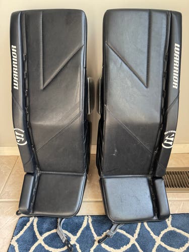28" Warrior Ritual R/G6 Goalie Leg Pads (Used)