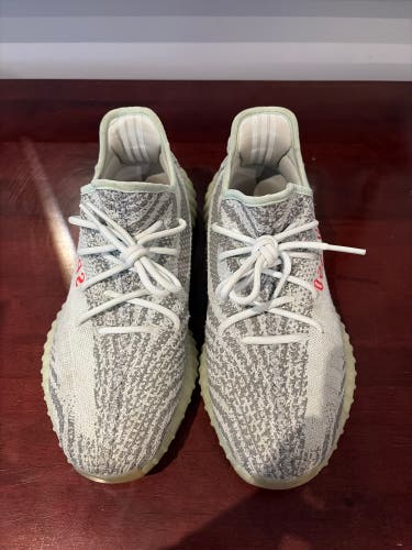 Blue Men's Size M 11.0 (W 12.0) Adult Adidas Yeezy Boost 350 V2 Shoes (Used)