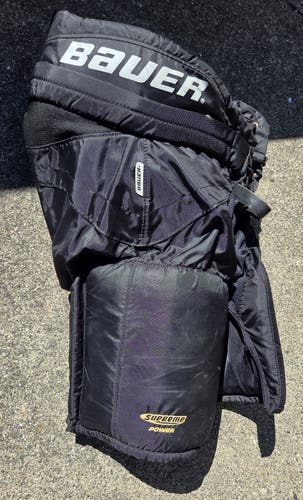 Senior Large Bauer Supreme 3000 Hockey Pants (Used)