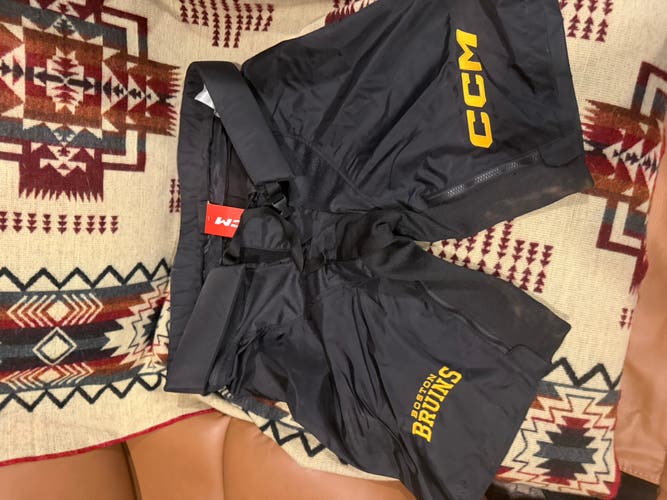 Bruins 2026 Black Large CCM PPPTKC Pant Shell Pro Stock (New)