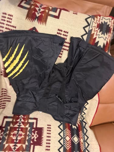 Bruins stadium series game used Black Medium Bauer Supreme 2S Pro Pant Shell Pro Stock (Used)