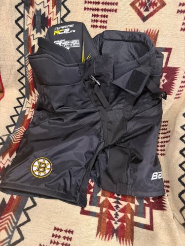 David Pastrnak pant and shell combo Medium Bauer Supreme ACP Elite Girdle Pro Stock (New)