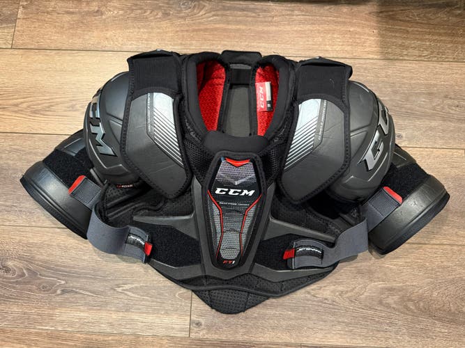 Medium Senior CCM JetSpeed FT1 Shoulder Pads (Used)