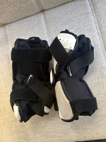 Large/Extra Large Adult Nike Vapor Elite Arm Pads (New)