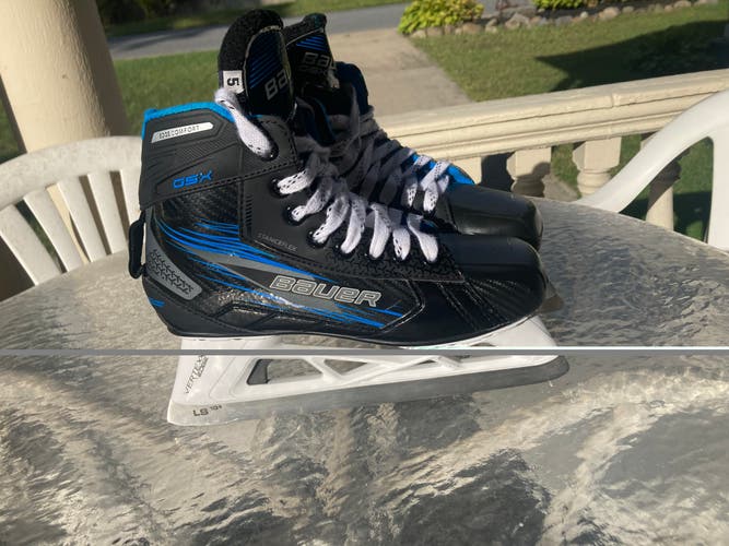 GSX Hockey Goalie Skates Size 5 (Used)