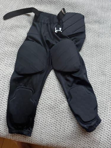 Under Armour Youth Small Padded Football Pants - Black YSM