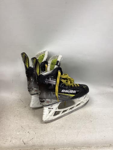 Used Bauer VAPOR X4 SKATES Junior Hockey Skate Junior 03 11851-S000051999