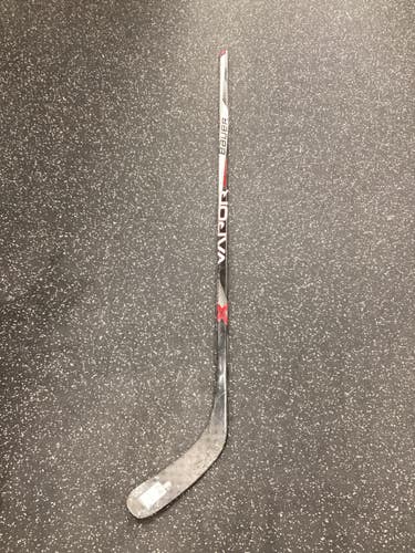 Used Bauer VAPOR X600 Senior One Piece Right 87 Flex 11851-S000051852