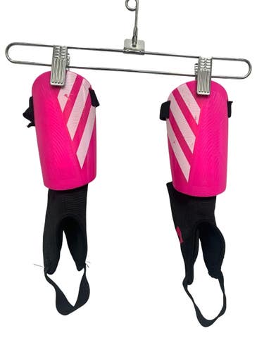 Used Adidas Soccer Shin Guards Junior Pink MD 11692-S000155658