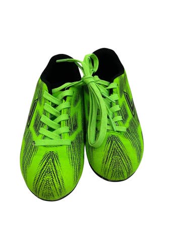 Used Mitre Soccer Cleats Black And Neon Green Youth 12.0 11692-S000157095