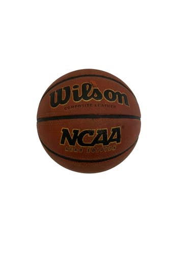 Used Wilson NCAA AERO EDITION Basketball Adult Outdoor Brown 29 1/2" 11692-S000157292