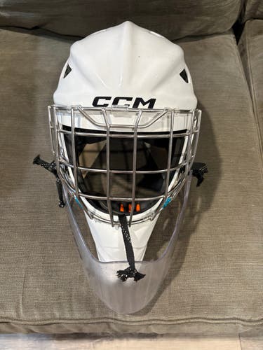 Senior Medium 2023 CCM Axis F9 Goalie Mask (Used)