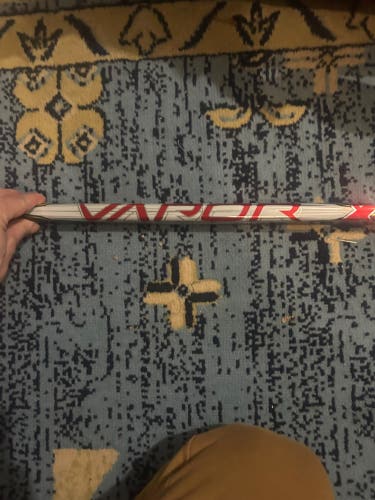 Senior Bauer Flypro Right Handed Hockey Stick P92 77 Flex (Used)