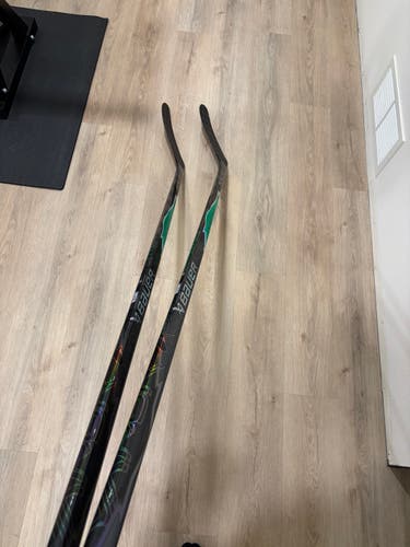 Senior Bauer Vapor Flylite Left Hand Hockey Stick P90 70 Flex 67.25" Pro Stock (New) *2 Pack*