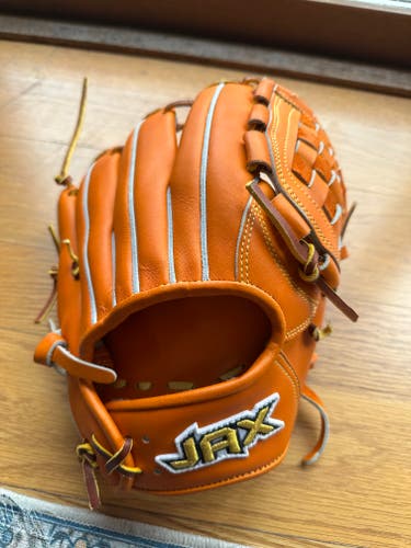 JAX EN-7 11.75 Hinged Closed Web Glove RHT