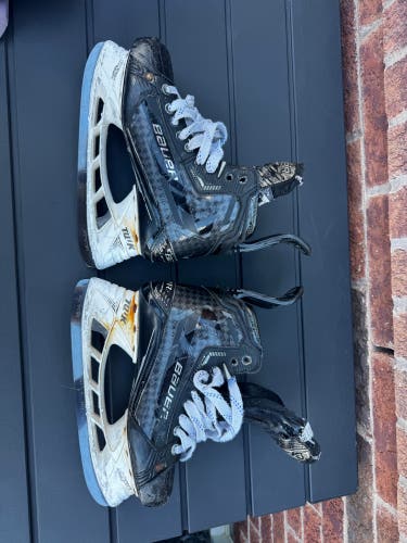 Black 2022 Bauer Supreme Mach Hockey Skates Regular Width 8.5 (Used)
