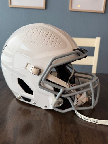 White Youth Small Vicis ZERO2 Helmet (Used)