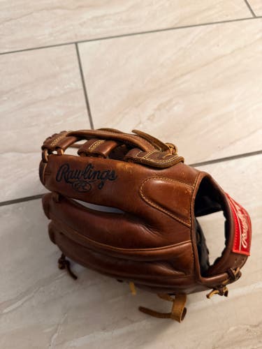 2023 Rawlings Heart of the Hide RH Infield Baseball Glove 11.75" (Used)