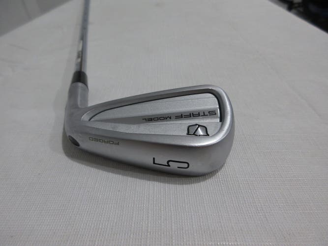 Wilson 2026 Staff Model CB 5-iron - 26* - DG Mid 115 S300 Stiff Steel - MINT