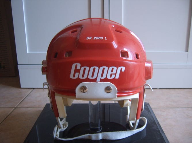 Excellent Vintage Condition 1980-90s Cooper SK2000 Hockey Helmet sz Large Red