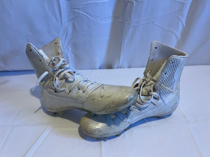 White Men's Size M 8.0 (W 9.0) Adult Under Armour Cleats (Used)