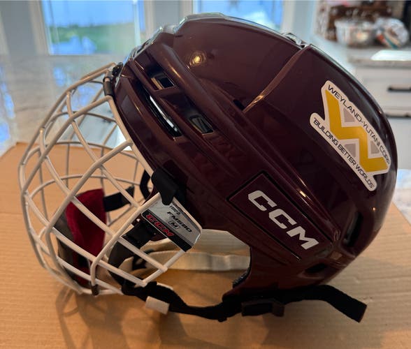 Medium CCM Tacks 910 Helmet (Used) Maroon 580 Cage HECC 2031