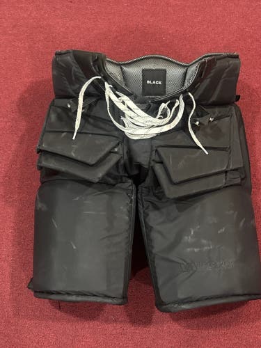 XL +1 Vaughn Goalie Pants Pro Stock Item#CHXL1
