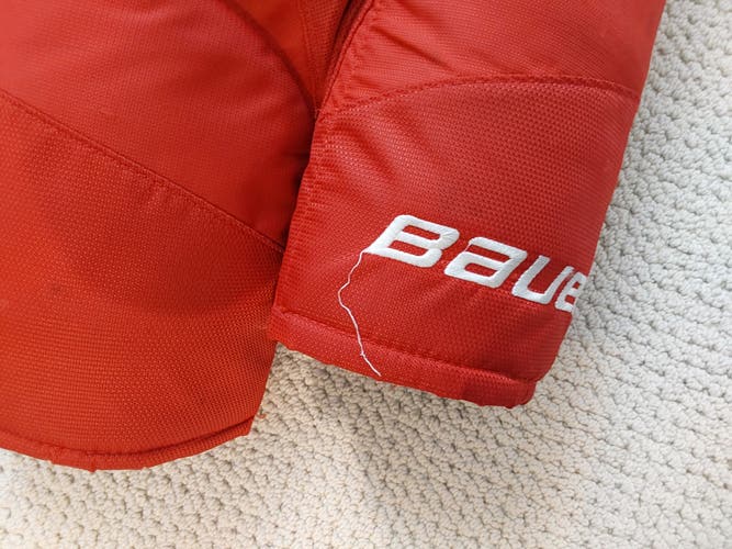 Men's Junior Large Bauer HP Elite Hockey Pants (Used)