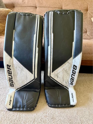 33" Bauer Supreme M5 Pro Senior Goalie Leg Pads
